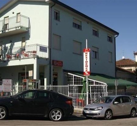 Residence Mariele Tavazzano Luaran gambar
